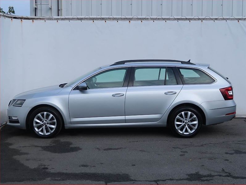 Škoda Octavia (2017) Style 2.0 TDI, 4X4, Automat - fotka 3 z 22