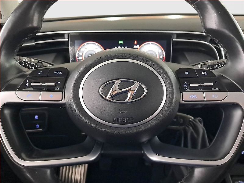 Hyundai Tucson (2021) 1.6 T-GDI - fotka 19 z 20