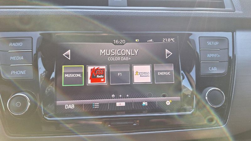 Škoda Fabia (2020) Combi 1,0 TSI 81kw Style+audio - fotka 10 z 12