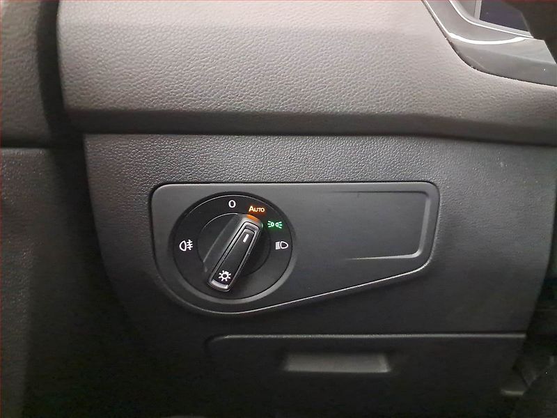 Volkswagen Tiguan Allspace (2023) Life 1.5 TSI - fotka 27 z 30