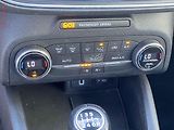 Ford Focus (2019) 1.0EB, Active, navi, park - náhled 14
