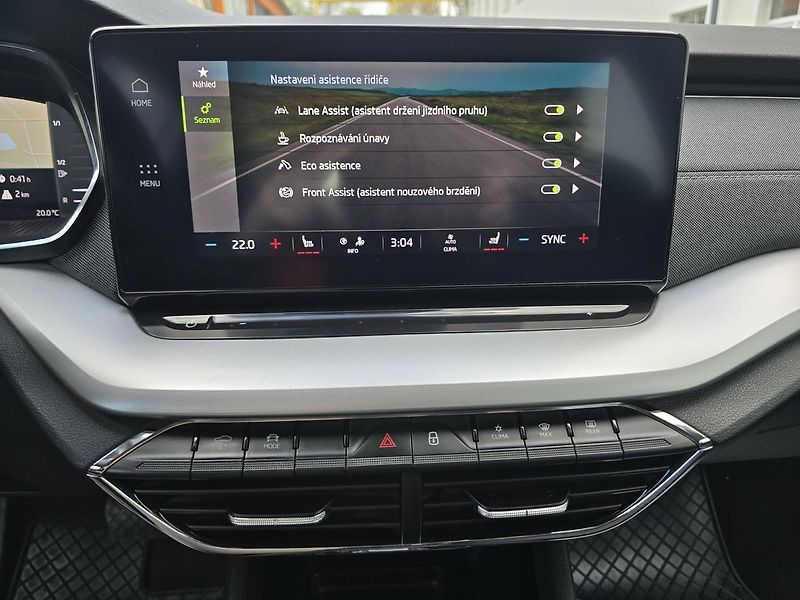 Škoda Octavia 110kW DSG STYLE + NAVI - fotka 17 z 41