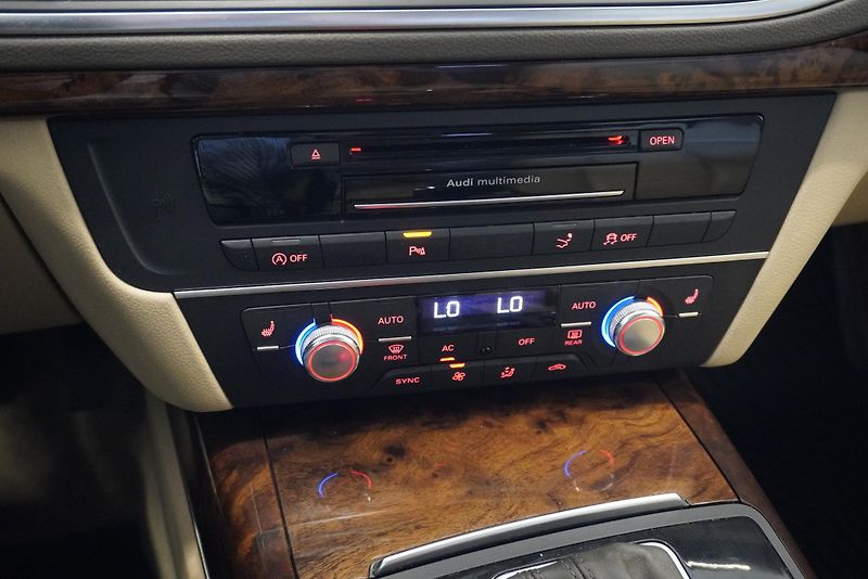 Audi A7 2.8 FSi-V6 150 kW - AUTOMAT - fotka 20 z 30