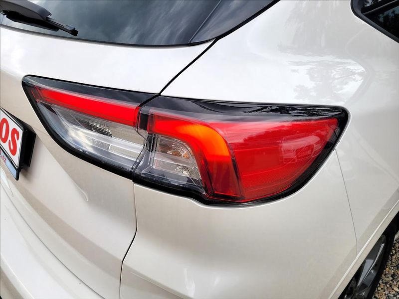 Ford Kuga 1,5 Již není k dispozici - fotka 45 z 50