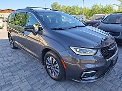 Chrysler Pacifica (2022) 3,6L V6 HYBRID, kůže, servis  - fotografie inzerátu