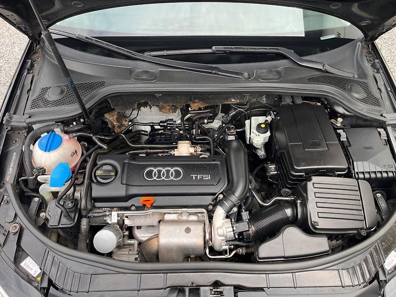 Audi A3 (2010) 1.4 TFSI TOP Xenony - fotka 22 z 22