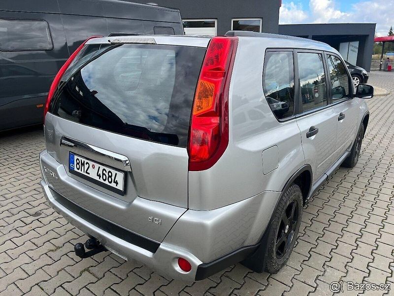 Nissan X-Trail (2009) - fotka 5 z 15