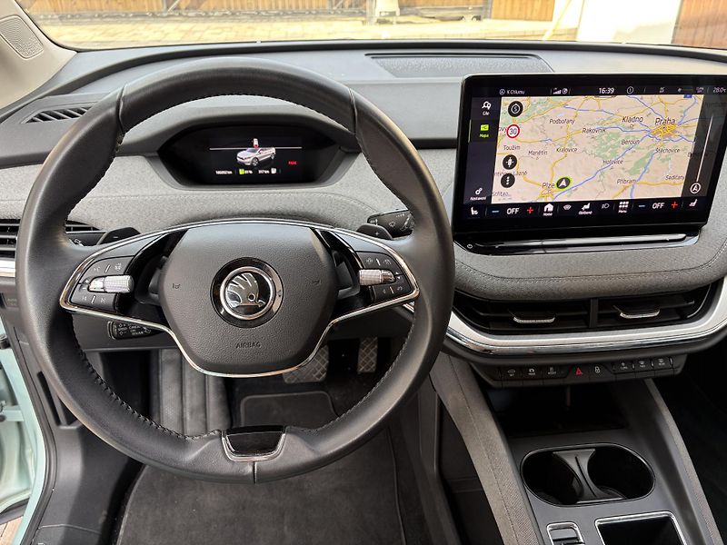 Škoda Enyaq (2022) 80, SOH 93%,TČ, 2 x kola - fotka 8 z 17