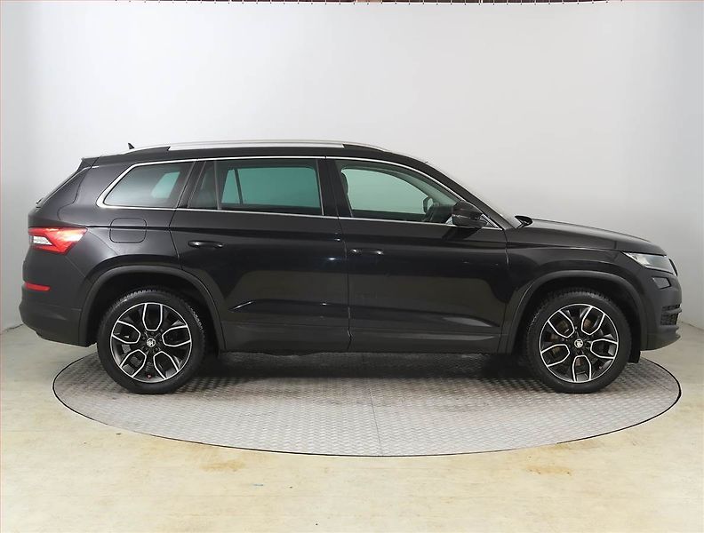 Škoda Kodiaq (2020) 2.0 TDI 4x4 - fotka 6 z 26