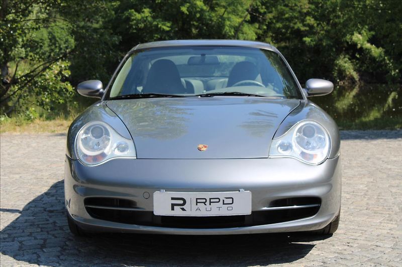 Porsche 911 Carrera 3.6i / 235kW - fotka 8 z 27