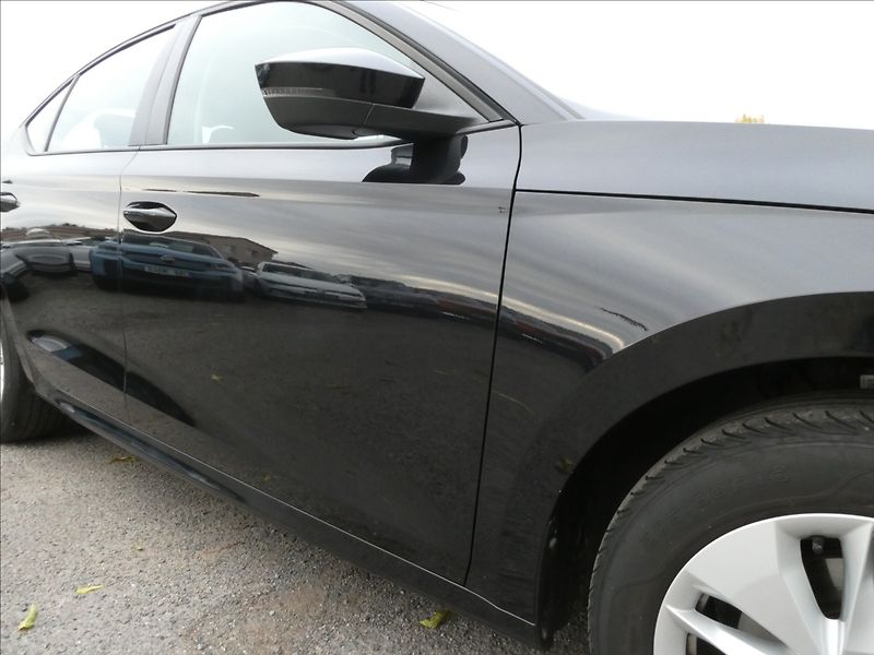 Škoda Octavia 2,0 TDi 110kW serviska,ČR,DPH - fotka 14 z 46