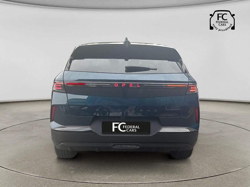 Opel Grandland (2025) GS Hybrid 1.2 TURBO eDCT6 145k - fotka 4 z 16