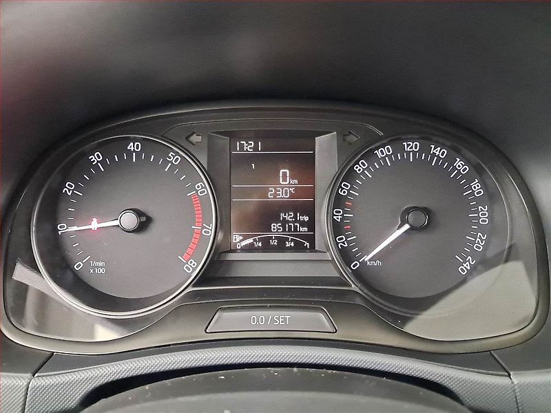 Škoda Fabia (2018) Ambition 1.0 TSI - fotka 11 z 14