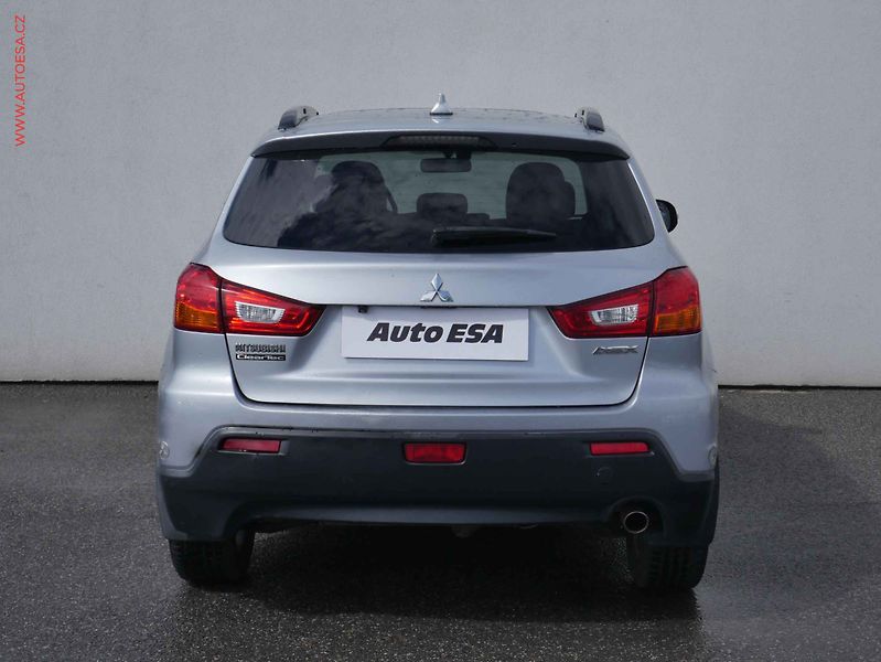 Mitsubishi ASX (2011) 1.8 DI-D, AC, park. kamera - fotka 5 z 26