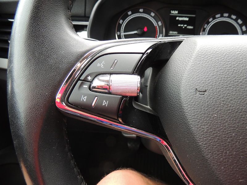 Škoda Scala (2022) 1.5TSi,110kw,AMB+,ČR,1.majitel - fotka 22 z 52