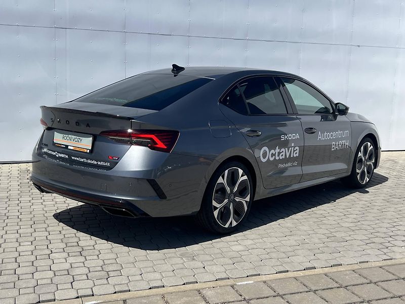 Škoda Octavia (2026) RS 7DSG 2,0TSI - fotka 2 z 23