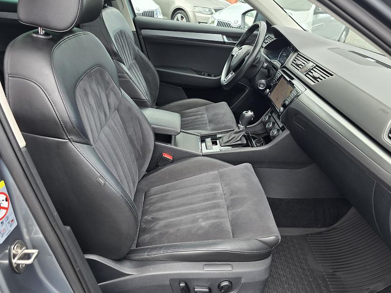 Škoda Superb 140KW DSG WEBASTO PANORAMA  - fotka 18 z 35