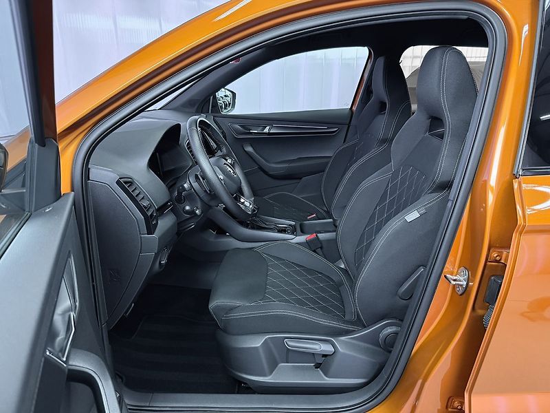 Škoda Karoq 1.5TSI DSG SPORTLINE EXCLUSIVE - fotka 11 z 26