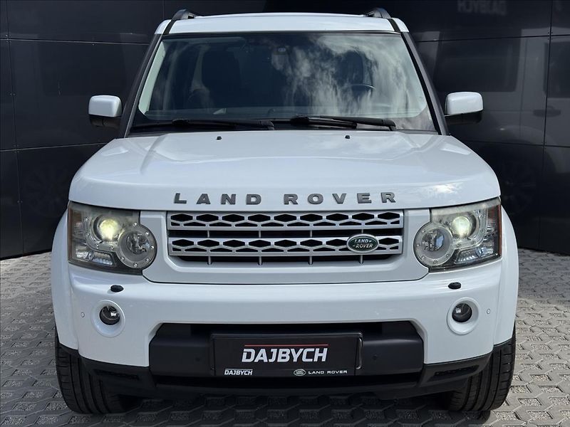 Land Rover Discovery 3,0 SDV6 HSE 4WD AT ČR DPH - fotka 4 z 30