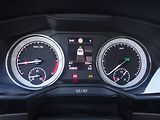 Škoda Superb (2016) 2,0 TDi/ 110kW  DSG  L&K - náhled 22