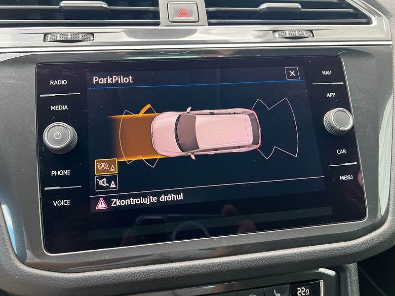 Volkswagen Tiguan (2018) 1.4TSi Join! Navigace! Tažné! - fotka 30 z 34