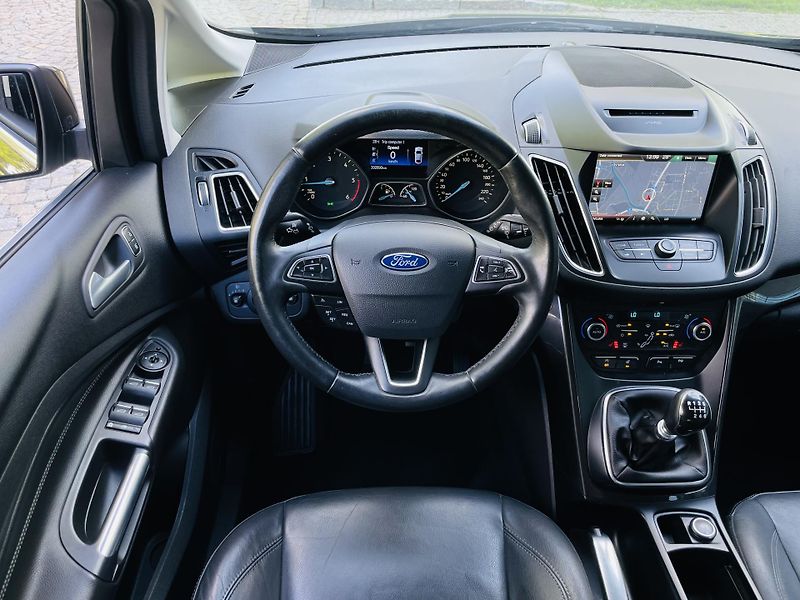Ford Grand C-MAX 2.0TDCi MAN TAŽNÉ 1MAJITEL - fotka 26 z 50