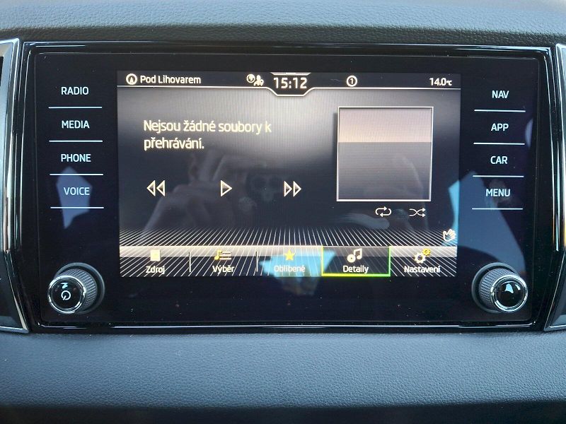 Škoda Karoq (2020) Style DSG 1,5TSi 110kW - fotka 22 z 35