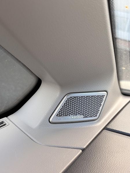 Volkswagen Multivan - fotka 39 z 41