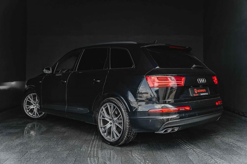 Audi SQ7 (2018) V8*TDi*7míst*HUD*B&O*TZ*CZ*R22 - fotka 5 z 19