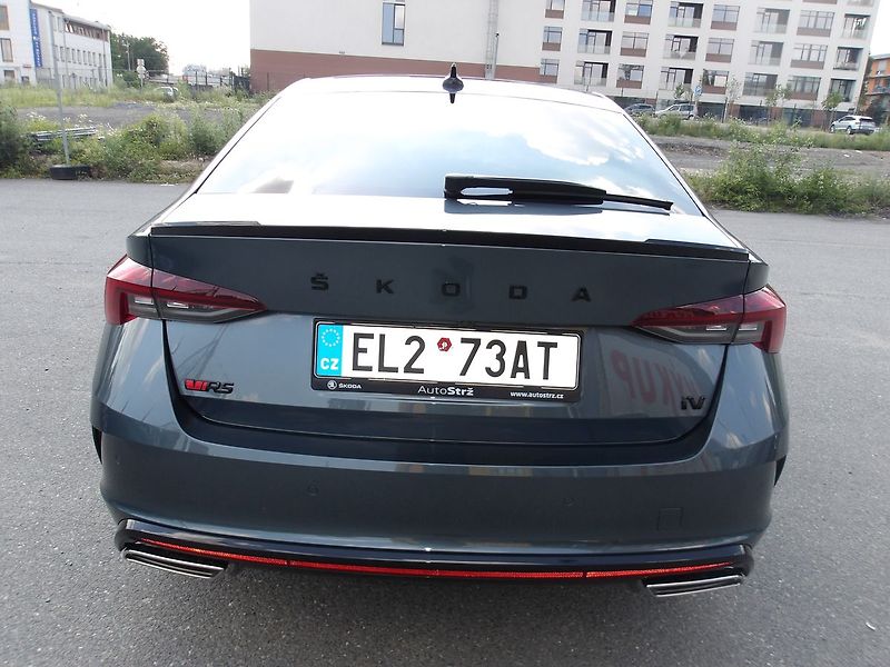 Škoda Octavia 1,4TSi PLUGINHYBRID 1.MAJ. - fotka 11 z 34