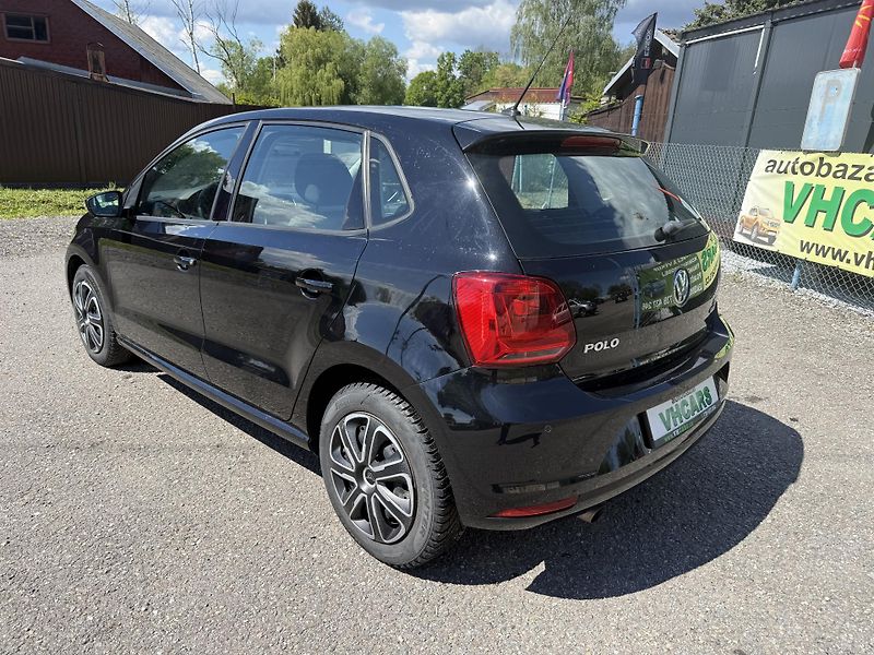 Volkswagen Polo 1,2TSI 66kW Servisní kniha - fotka 5 z 23
