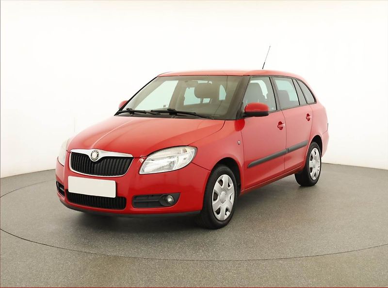 Škoda Fabia (2009) 1.2 12V, Serv.kniha, po STK - fotka 2 z 15