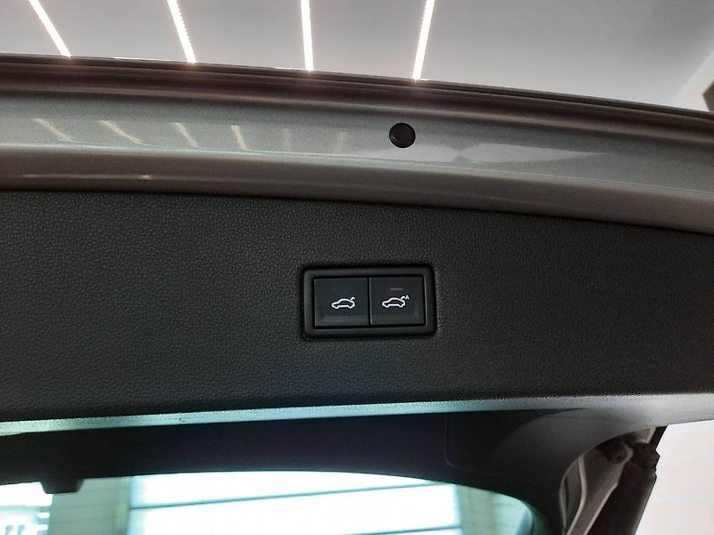 Volkswagen Tiguan (2017) 2.0 TSI 4Motion (162kW/220k) D - fotka 27 z 31