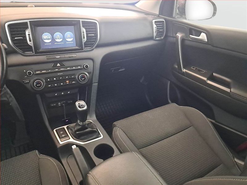 Kia Sportage (2017) 1.7 CRDi, Navi, Tempomat - fotka 8 z 20