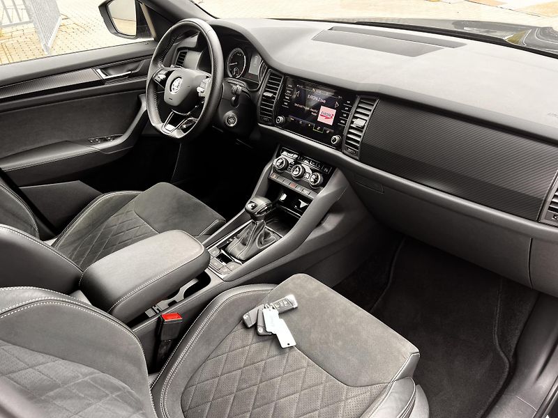 Škoda Kodiaq 2.0 TSi Sportline DSG 4x4  - fotka 11 z 23