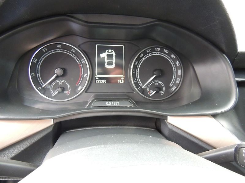 Škoda Scala (2020) 1.0TSi,85kw,Style,full LED,ČR - fotka 16 z 55