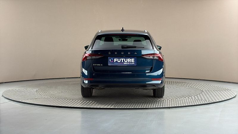 Škoda Octavia 1.5 TSI Style Combi - fotka 5 z 27
