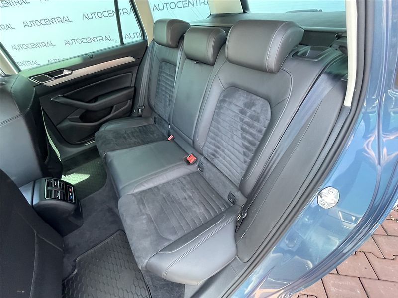 Volkswagen Passat 2,0 TDi,140kW,DSG,ČR - fotka 25 z 25