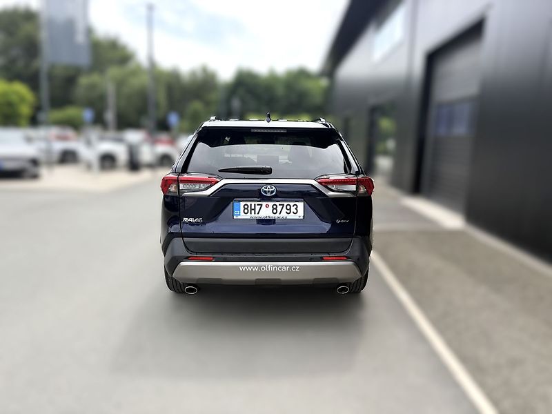 Toyota RAV4 Executive - fotka 2 z 5
