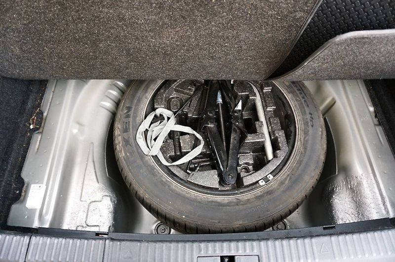 Škoda Superb (2015) STYLE PLUS 2,0 TDI 140 kW - fotka 13 z 52