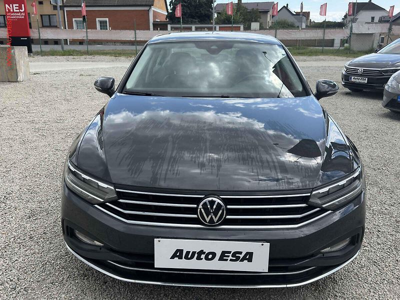 Volkswagen Passat (2021) 2.0TDi, ČR, Elegance, DSG - fotka 2 z 20