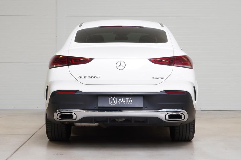 Mercedes-Benz GLE 300d,4matic,AMG,ČR,Tažné,360 - fotka 7 z 36