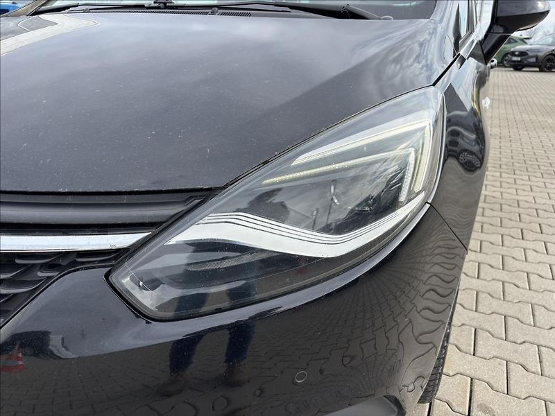Opel Zafira 2,0 CDTi Ecoflex 125kW 7MÍST - fotka 9 z 28