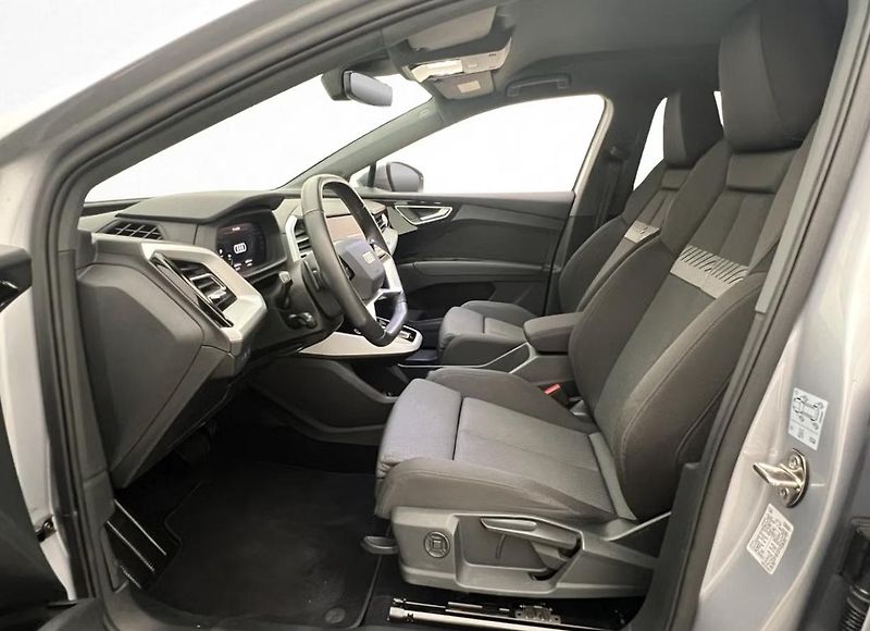 Audi Q4 50 e-tron Q Kamera Matrix - fotka 18 z 31