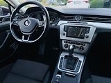 Volkswagen Passat 1.4TSI AUT TAŽNÉ SERVISKA LED - náhled 24