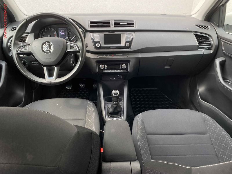 Škoda Fabia (2017) 1.0TSi, ČR, Style - fotka 8 z 17