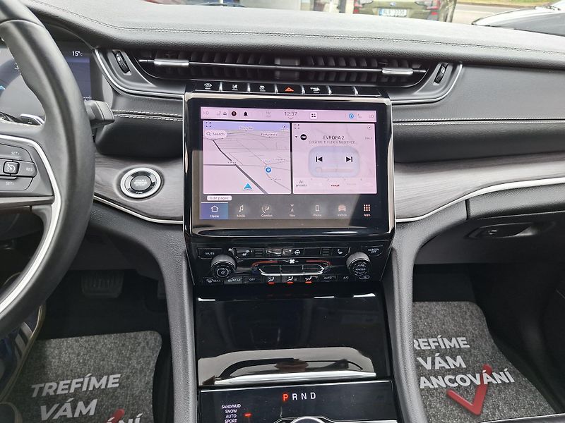 Jeep Grand Cherokee (2021) 3,6L V6 4x4 LIMITED, 6 míst - fotka 33 z 46