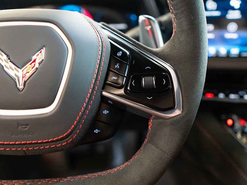 Chevrolet Corvette (2026) 6.2 Stingray 3LT Z51 Facelift - fotka 20 z 39