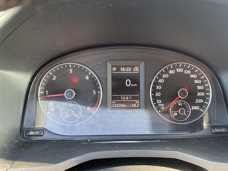 Volkswagen Caddy (2016) 110kw long 7míst - fotka 16 z 20
