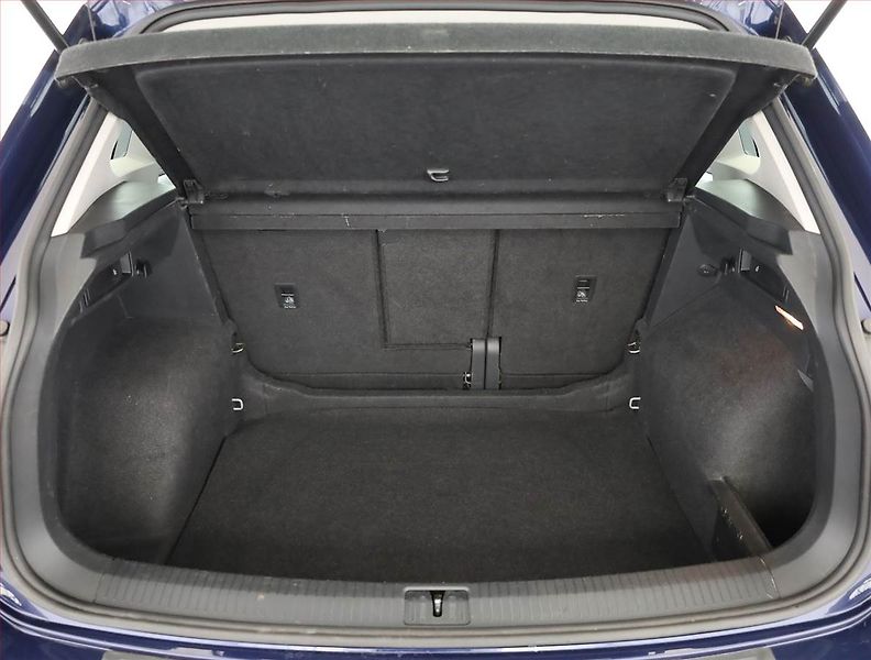 Volkswagen Tiguan (2019) Comfortline 2.0 TDI, 4X4 - fotka 18 z 19